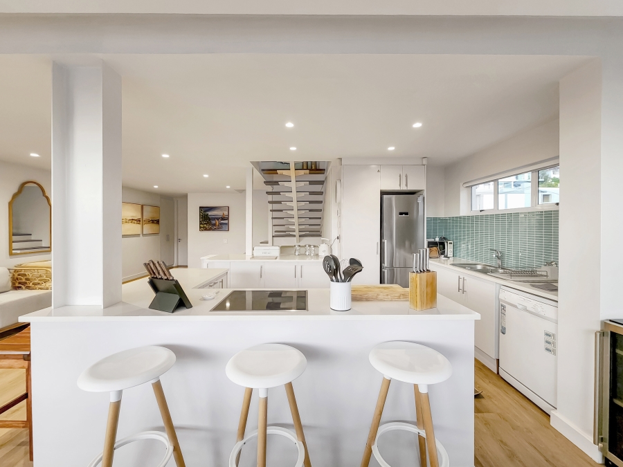 7 Bedroom Property for Sale in Camps Bay Western Cape